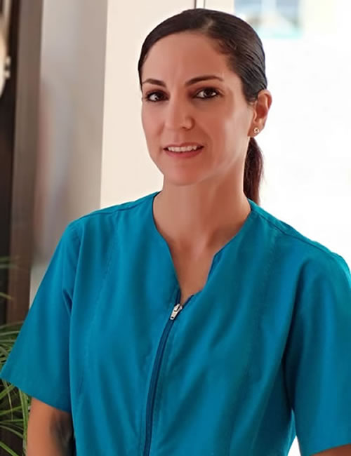 Doctora y dentista Luciana Rovaletti - Clínica dental Fuengirola